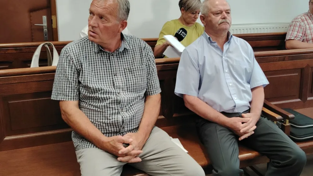 09.07.2024 - Celje, sojenje zoper Jan&scaron;o v zadevi TrentaKlemen Gantar in Branko Kastelic, soobtožena za zlorabo položaja in pomoč pri prodaji Jan&scaron;eve parcele v TrentiFoto Mojca Marot