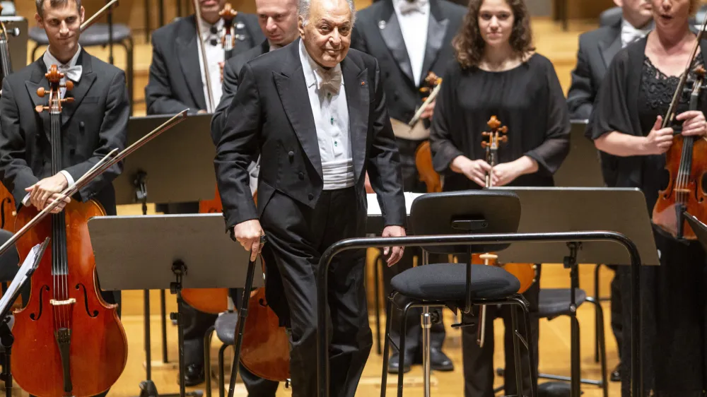 Zubin Mehta, indijski dirigent - prejemnik državnega odlikovanja zlati red za zasluge za vrhunski prispevek na področju glasbene poustvarjalnosti in navdihujoča prizadevanja, da z glasbo povezuje ljudi in narode - 05.09.2019 - 67. Ljubljana festival 2019 &ndash; koncert Izraelskega filharmoničnega orkestra pod taktirko Zubina Mehte //FOTO: Matjaž Ru&scaron;t