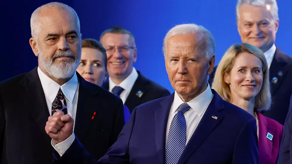 Ameri&scaron;ki predsednik Joe Biden posku&scaron;a na vrhu Nata dokazati, da &scaron;e ni za v staro &scaron;aro in da lahko premaga republikanskega protikandidata Donalda Trumpa.

&nbsp;

&nbsp;
