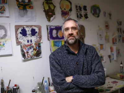 - 04.12.2020 - Arjan Pregl - slikar, grafik, pisatelj, kolumnist, ilustrator otro&scaron;kih zgodb,  //FOTO: Luka Cjuha.