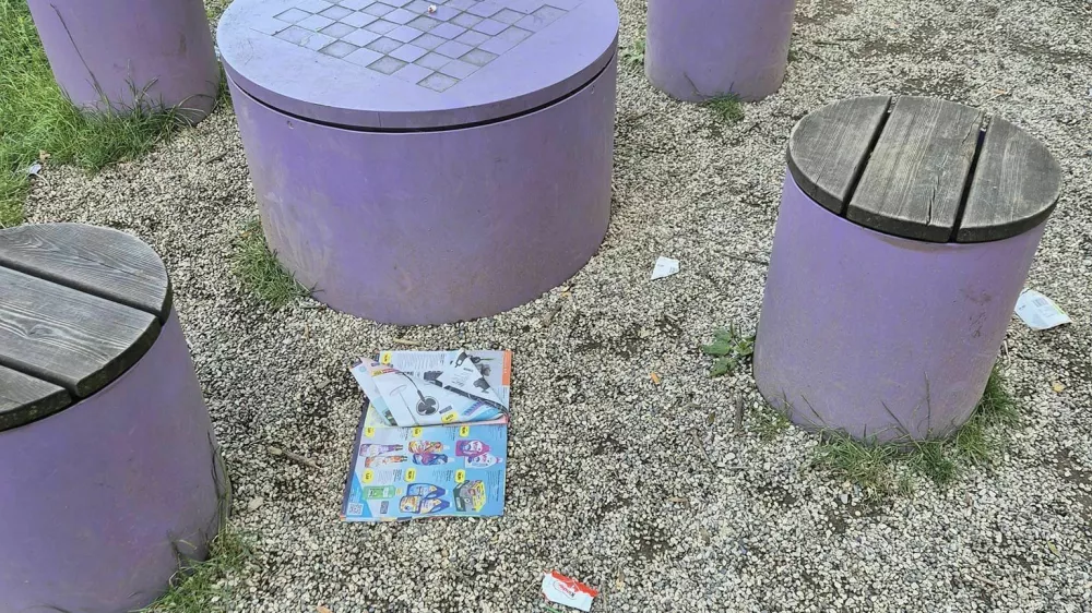 Največ težav s smetmi imajo na igri&scaron;čih Pika in Stara Sava.