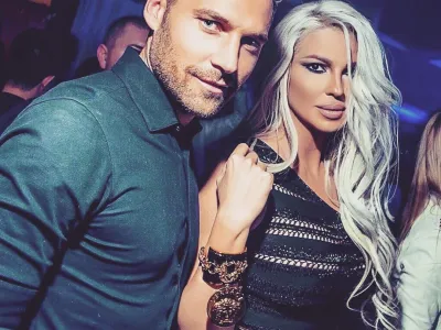 Jelena Karleu&scaron;a, Du&scaron;ko Tosić