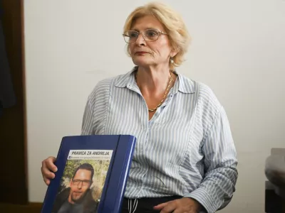 Lidija Giuliatti Bajželj - 24.08.2023 &ndash; sojenje Lidiji Giuliatti Bajželj, osumljeni kaznivega dejanja napeljevanja k umoru svojega sina Andreja Bajžlja //FOTO: Nik Erik Neubauer