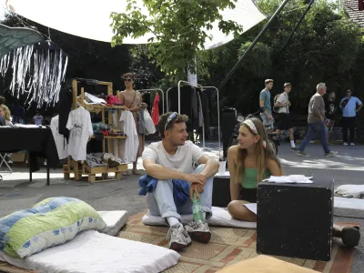 - 10.08.2023 - Galerija Alkatraz &ndash; 9. Reciklart - umetni&scaron;ki festival recikliranja in DIY kulture - //FOTO: Luka Cjuha