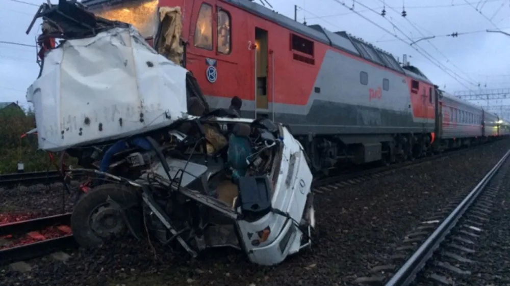 The wreckage of a passenger bus is seen after it was hit by a train at a crossing near the town of Pokrov, in Vladimir region, Russia October 6, 2017. Russian Interior Ministry/Handout via REUTERS ATTENTION EDITORS - THIS IMAGE HAS BEEN SUPPLIED BY A THIRD PARTY. NO RESALES. NO ARCHIVE.