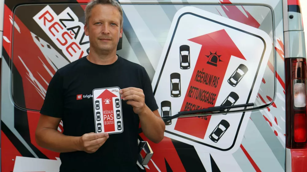 Anže Albreht: Prostovoljno gasilstvo ima v Sloveniji dolgo in bogato zgodovino. Iskreno verjamem, da imamo enega najbolj&scaron;ih sistemov za&scaron;čite in re&scaron;evanja na svetu. Foto: Tomaž Skale