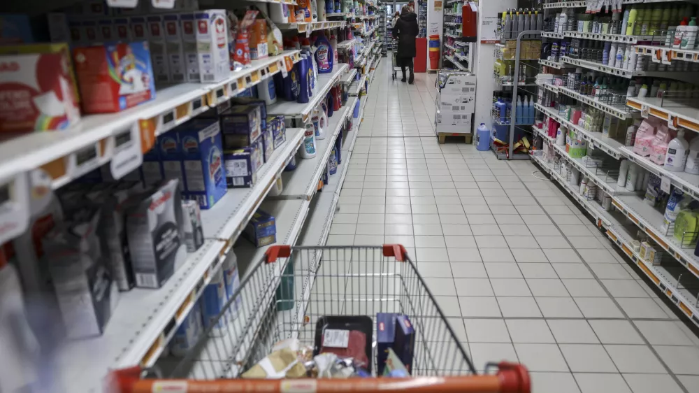 Septembra bo minilo &scaron;tiri leta, odkar je državni zbor z veliko večino sprejel novelo zakona, ki je trgovinam prepovedala poslovanje ob nedeljah in praznikih. Foto:&nbsp;&nbsp;Jaka Gasar&nbsp;