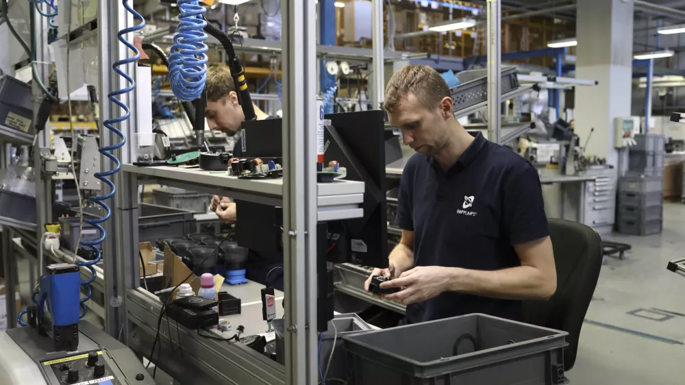 - 26.10.2023 &ndash; Zlata gazela 2023 - Podjetje IMP PUMPS, proizvodnja črpalk in črpalnih sistemov, storitve, inženiring, d.o.o., Pod hrasti 28, Komenda //FOTO: Luka CjuhaOPOMBA: INTERVJU ZA OBJEKTIV 2023