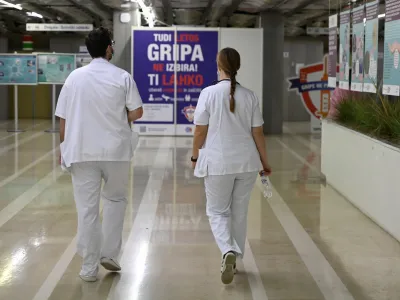 Gripa - 09.01.2024 &ndash; opozorilna stavka zdravnikov in zobozdravnikov - zdravniki in zobozdravniki zaradi neuresničenih zavez vlade iz že sklenjenih sporazumov opozorilno stavkali. protest //FOTO: Nik Erik Neubauer 