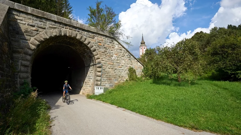 kolesarska trasa &Scaron;trekna / Foto: Tomo Jesenicnik