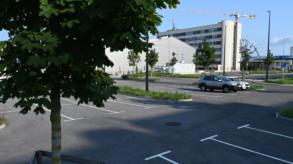 Parkiri&scaron;če P+R Letali&scaron;ka - Letali&scaron;ka cesta