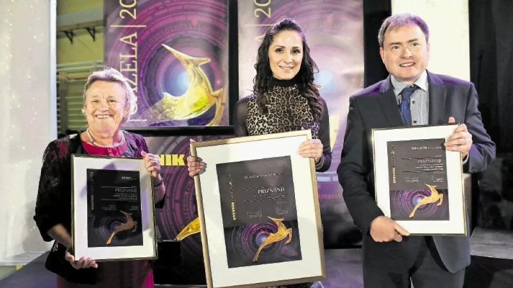 Marija Petre, direktorica podjetja Petre, Laura Rednak, izvr&scaron;na direktorica podjetja Plastika Skaza, in mag. Matej Meža iz podjetja Mega M. (od leve proti desni). (FotoJaka Gasar)