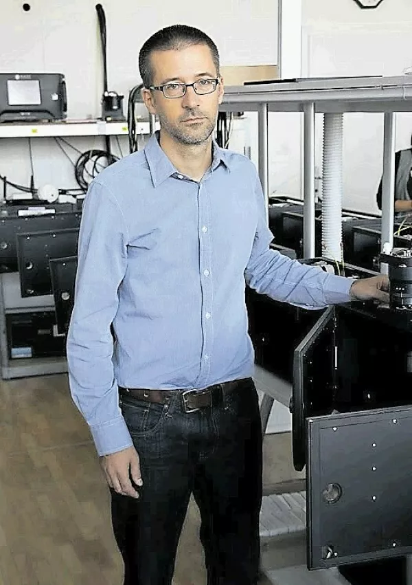 dr. Gri&scaron;a Močnik, Aerosol / Danijel Vrtovec