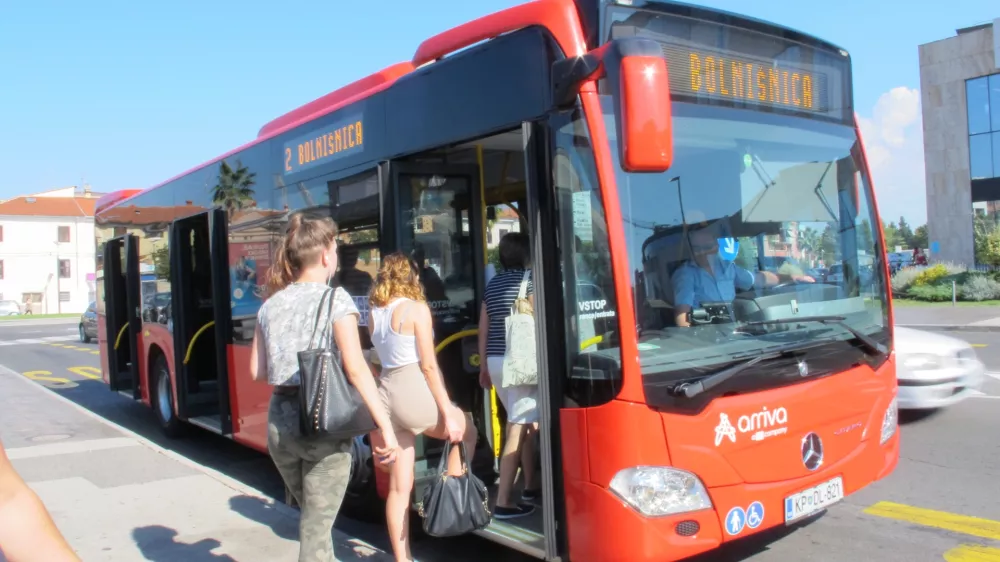 Koper, javni potni&scaron;ki promet, avtobus, promet, mobilnost