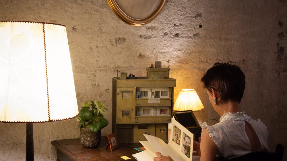 Mladi levi 2024: Draga LailaBasel Zaraainteraktivna instalacija 