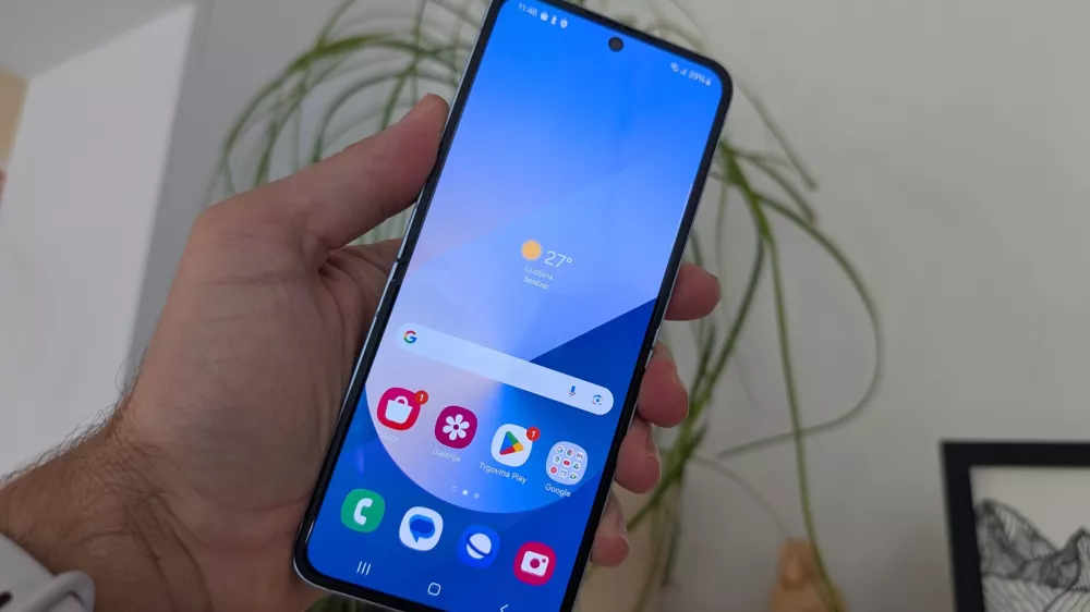 Samsung galaxy z flip6