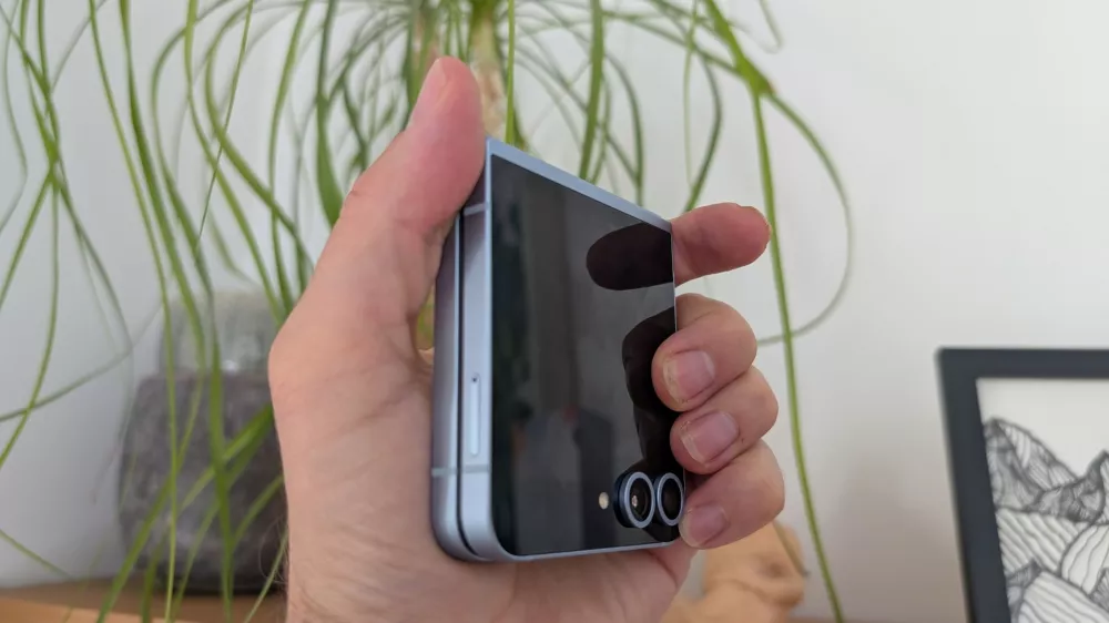 Samsung galaxy z flip6