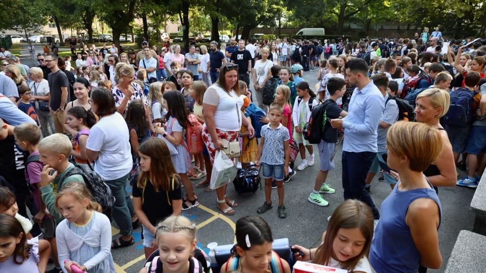 Začetek &scaron;olskega leta.