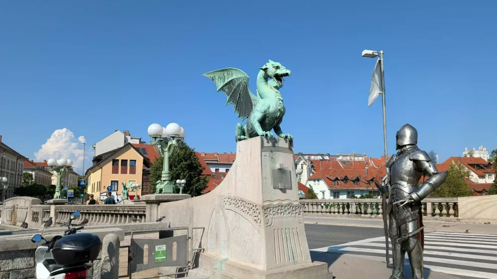 Ljubljanski zmaj in vitez.