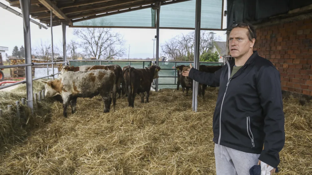 Rejec Rudi Možgan bo moral morebitno od&scaron;kodnino zaradi odvzetih in nato vrnjenih živali terjati po sodni poti. Foto: Luka Cjuha&nbsp;