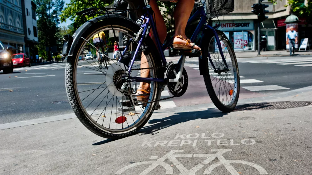 Pozitivno je, da je kolesarstvo vse bolj priljubljeno, a vsi moramo poskrbeti, da bo tudi čim bolj varno. Foto: Tomaž Zajel&scaron;nik&nbsp;