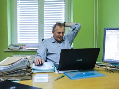 Ivan Brodnjak, kmetijski svetovalec s Kmetijsko gozdarskega zavoda Ptuj   - 12.05.2017 - reportaža o nevzdržni kmetijski birokraciji - ZA OBJEKTIV   //FOTO: Jaka Gasar