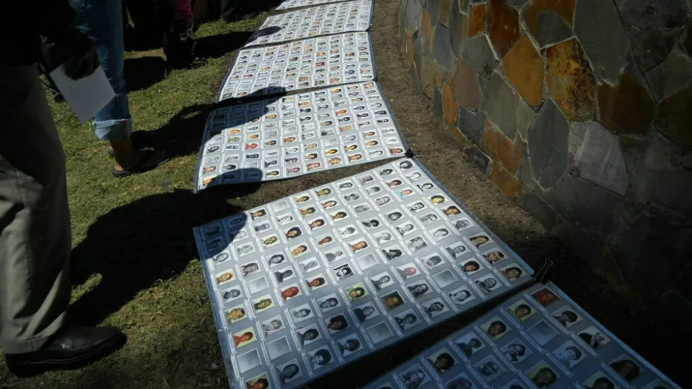 Spomin na umrle v Jonestownu / Foto: Wikimedia