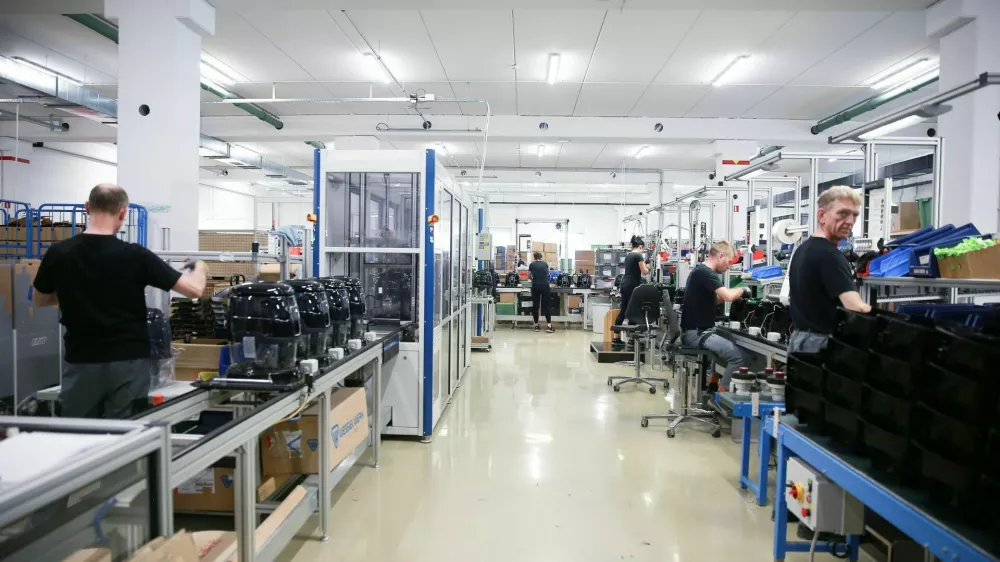 Hyla se uvr&scaron;ča med manj&scaron;e proizvajalce sesalnih aparatov v primerjavi s proizvajalci klasičnih sesalnikov. Foto: Hyla