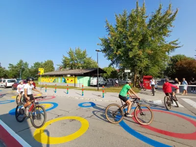 Na O&Scaron; Medvode so si skupaj z vrtcem Medvode več let prizadevali za spremembo prometne ureditve pred &scaron;olo. Foto: Tina Jereb