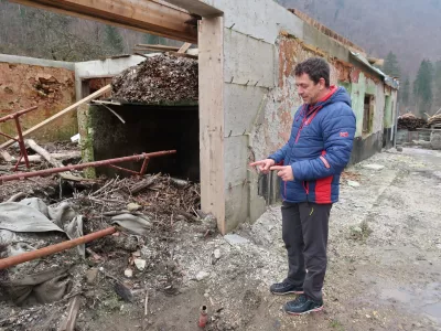 Iskrica, Marko Kjuder, vodna ujma, uničena hi&scaron;a. Foto: Tatjana Pihlar / Foto: Tatjana Pihlar 