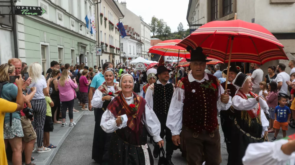 08.09.2024. - Tradicionalni sprevod no&scaron; v Kamniku.//FOTO: Bojan Velikonja