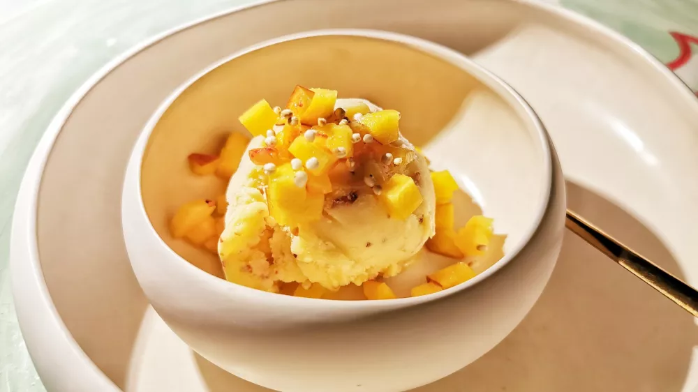 Breskov sorbet, Klinec Ple&scaron;ivo