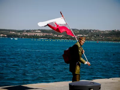 ilustrativna fotografija, partizan, prapor&scaron;čak, rdeča zvezda- 65. obletnica vrnitve Primorske k matični domovini - Koper 2012, praznik vseh Primork in Primorcev - Primorska zavedno//FOTO: Bojan Velikonja