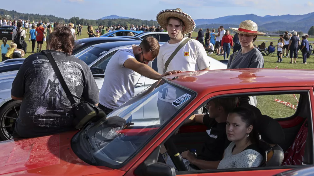 - 21.09.2024 - drag racing - dirkanje z avtomobili, letali&scaron;če Lesce //FOTO: Jaka Gasar