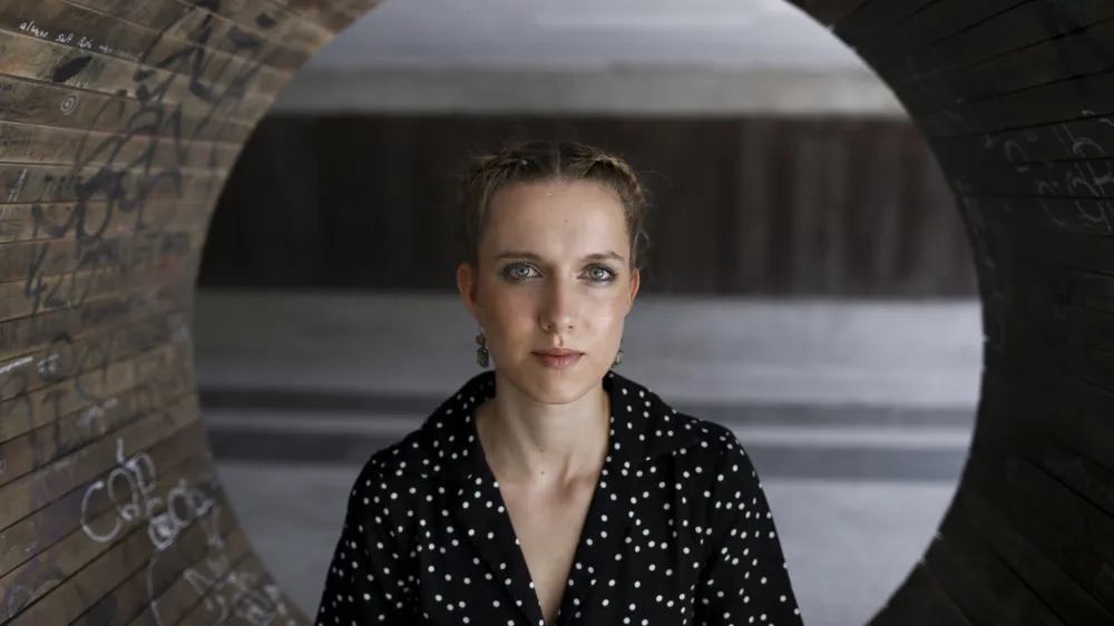 Liu Zakraj&scaron;ek je magistrska &scaron;tudentka primerjalne književnosti in filozofije. Foto: Luka Cjuha