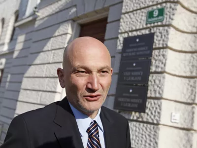 odvetnik soobtoženega Ivana Zidarja Bo&scaron;tjan Penko,- sklepne besede obrambe in tožilstva v zadevi Čista lopata,- sojenje zoper osmerico v gradbeni aferi Čista lopata, ki so obtoženi kaznivih dejanj sprejemanja in dajanja daril ter dajanj pomoči k omenjenimi kaznivima dejanjema pri postopku javnega naročila za gradnjo kontrolnega stolpa na Letali&scaron;ču Jožeta Pučnika Ljubljana//FOTO: Luka Cjuha / Foto: Luka Cjuha