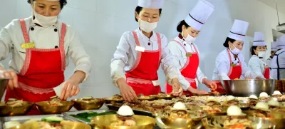 Priprava severno korejskih rezancev / Foto: Unesco