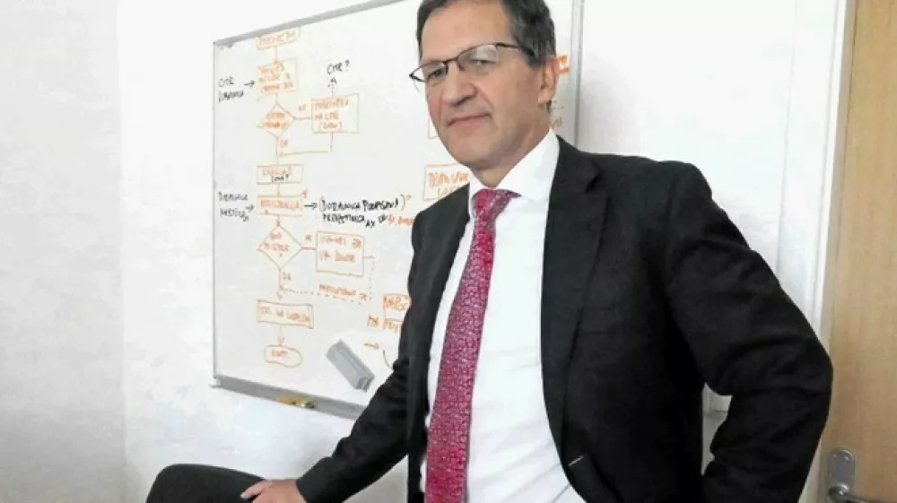 Nove kupce je sicer težko pridobivati, prizna Samo Prodan, direktor, vendar pa &raquo;smo maratonci in ne obupamo zlahka&laquo;. (Foto: Jana Petkov&scaron;ek &Scaron;takul)