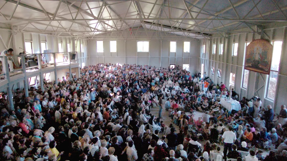 Romanje v Medjugorje (Međugorje) - romarski kraj v Hercegovini, kjer se prikazuje Devica Marija, Bosna in Hercegovina BIH., //FOTO: Tomaž SkaleOPOMBA: ZA OBJAVO V ČASOPISU DNEVNIK / Foto: Tomaž Skale