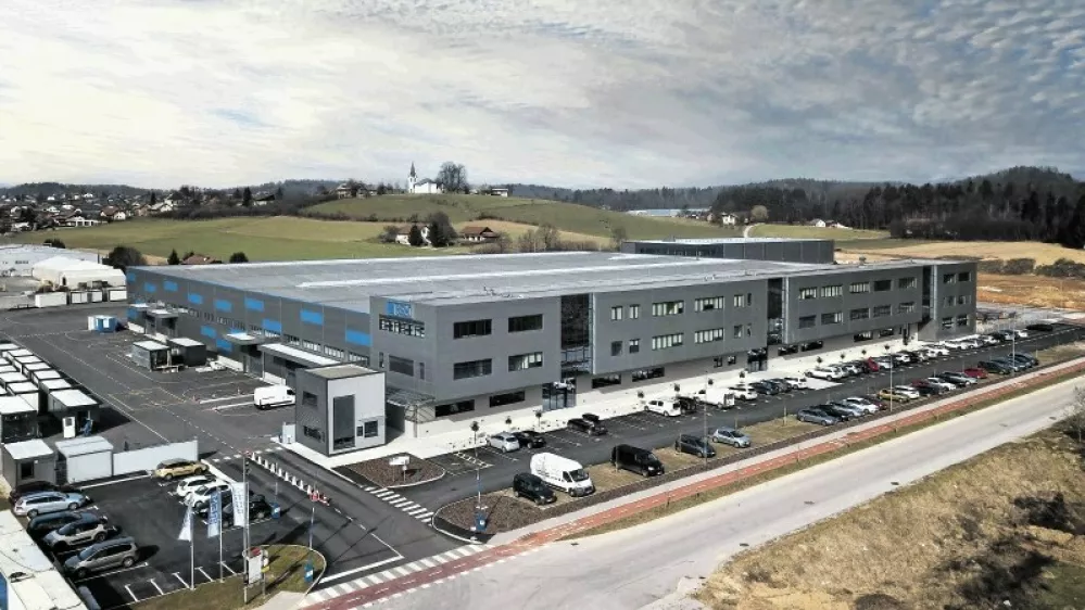 Podjetje je selitev v novo tovarno v industrijski coni Trebnje zaključilo v začetku leto&scaron;njega leta. 