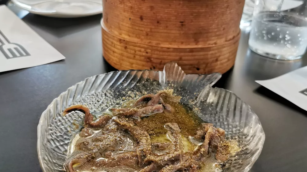 Sardoni s koromačem, Turistična kmetija Bibc