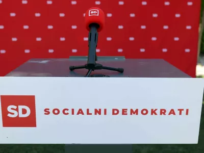 - 19.05.2022 &ndash; Socialni demokrati SD - simbolična fotografija//FOTO: Tomaž Skale
