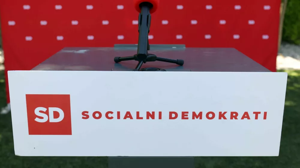 - 19.05.2022 &ndash; Socialni demokrati SD - simbolična fotografija//FOTO: Tomaž Skale