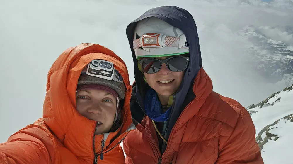 Anja petek in Patricija Verdev, Lalung / Foto: Anja Petek