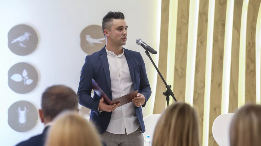 10.10.2024 - 24. Slovenska GAZELA 2024 &ndash; Sežana - regijski izbor najbolj&scaron;ih najhitreje rastočih podjetij &ndash; razglasitev Primorsko notranjske regije. Primorsko notranjska gazela  FOTO: Luka Cjuha