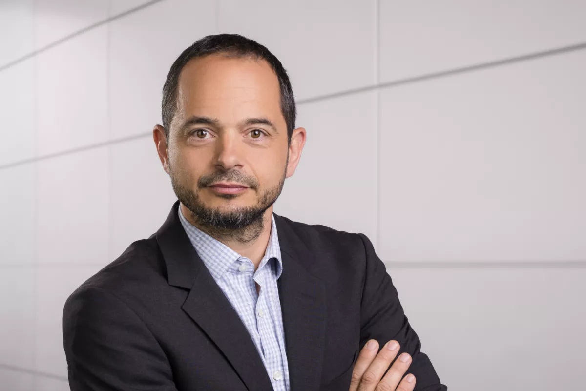 Mitja Dečman, Fakulteta za upravo: Izzivi, s katerimi se srečuje Slovenija, so veliki, predvsem pa taki, da jih ne moremo re&scaron;iti v kratkem času, niti ne izolirano, prek zgolj enega ministrstva. Digitalne kompetence prebivalcev, kjer smo pod povprečjem EU, je treba zvi&scaron;evati hitreje.