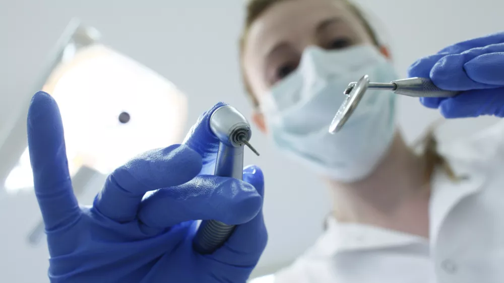 Zobozdravnik- Stomatolo&scaron;ka klinika UKC Ljubljana - zobozdravstvo//FOTO: Jaka Adamič