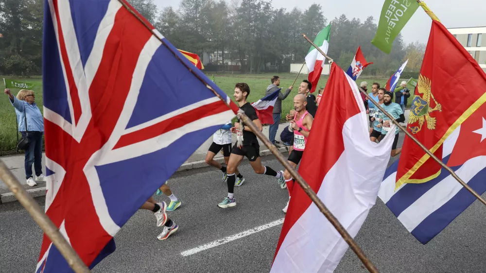 - 20.10.2024 - 28. Ljubljanski maraton - 24 tisoč tekačev - največji &scaron;portno-rekreativni dogodek v državi //FOTO: Jaka Gasar