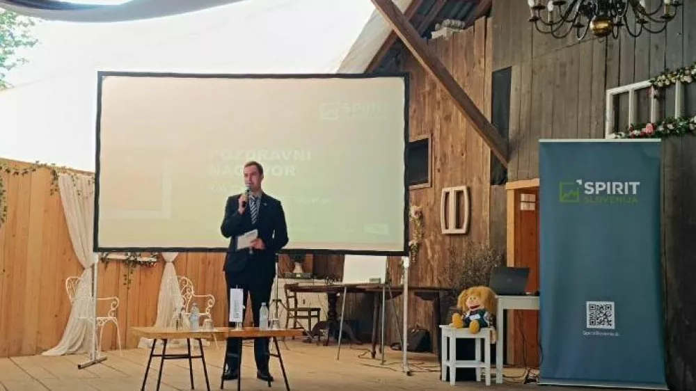 Udeleženke srečanja je nagovoril Rok Capl, direktor Spirita Slovenija. F Spirit Slovenija