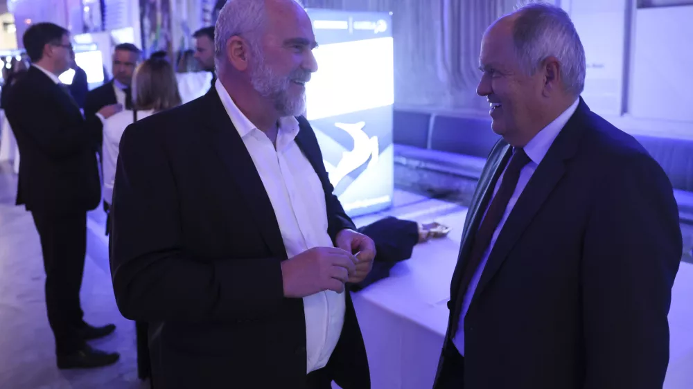 - 21.10.2024 - izbor Gazele 2024 - zlata gazela je podjetje Hyla //FOTO: Jaka Gasar